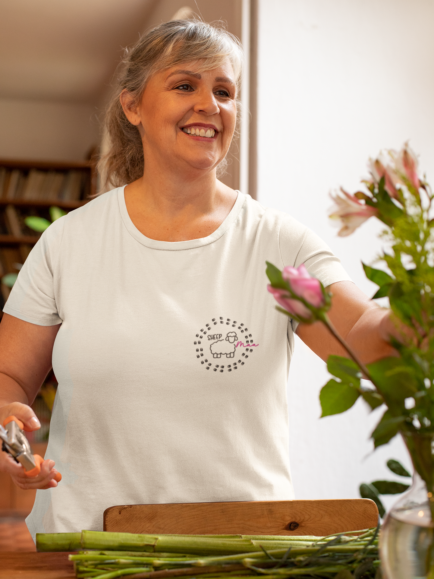 Sheep Maaa T-Shirt – Cute Farm Tee for Women, Shepherdess & Sheep Lovers